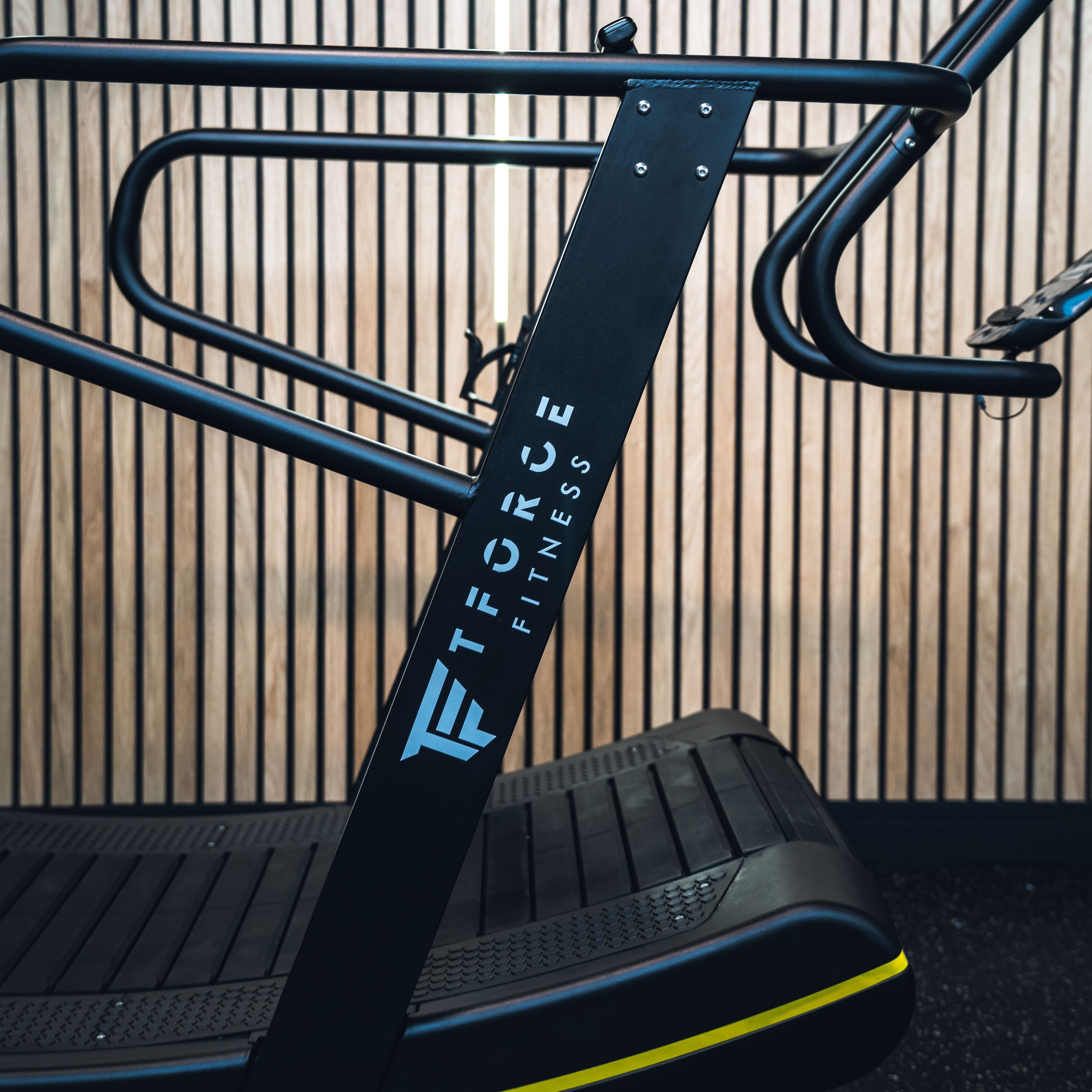 TFORCE CURVED TREADMILL